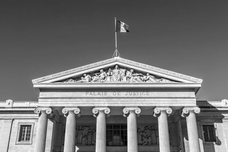 Avocat plaidant pour une victime d'agression devant la CIVI